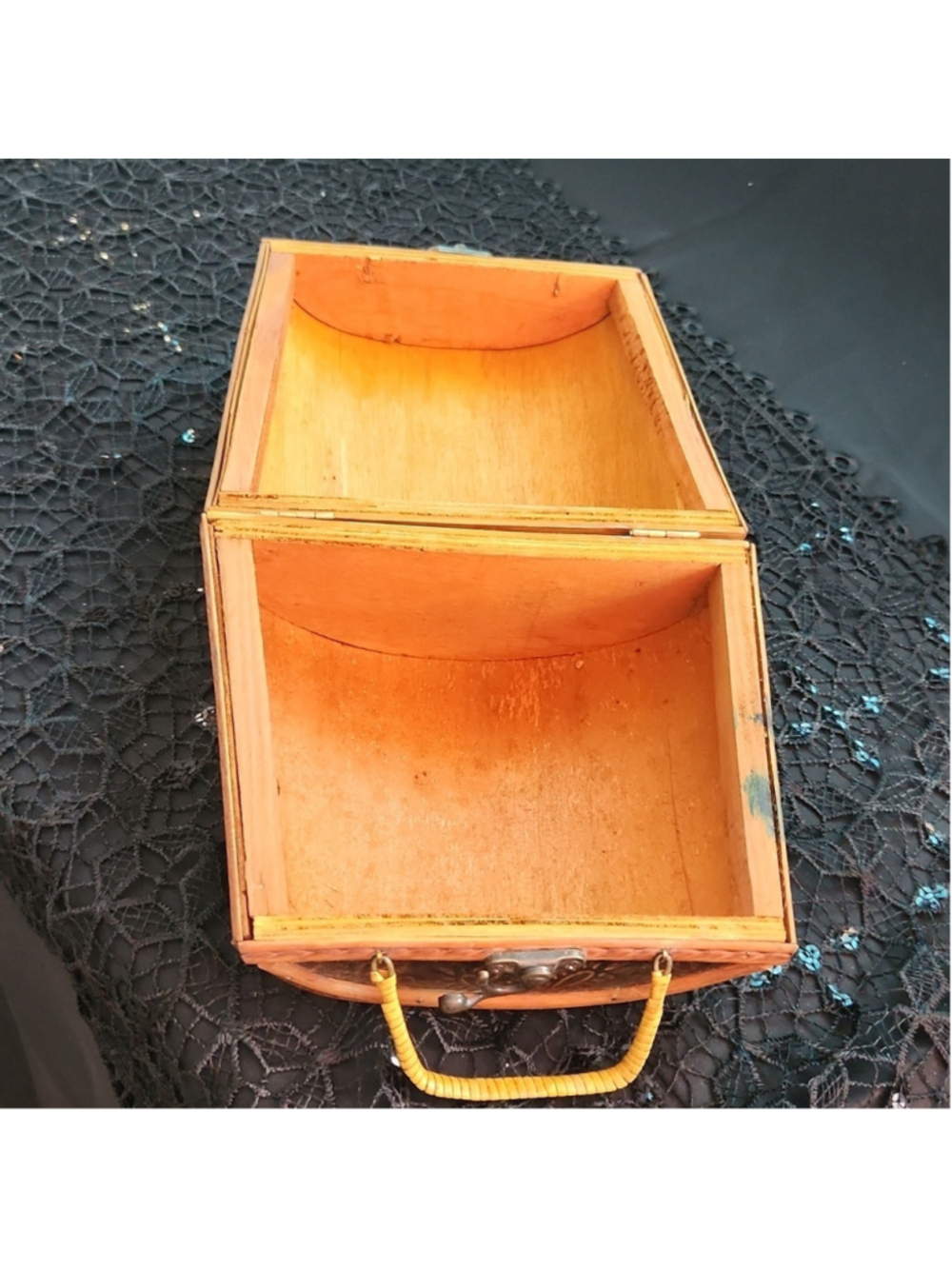 Wooden Handbag, small storage, like new - Picture 6 of 10